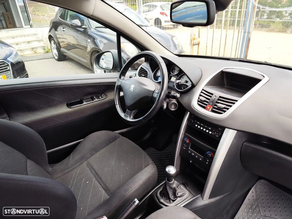 Peugeot 207 1.4 16V Sport - 5