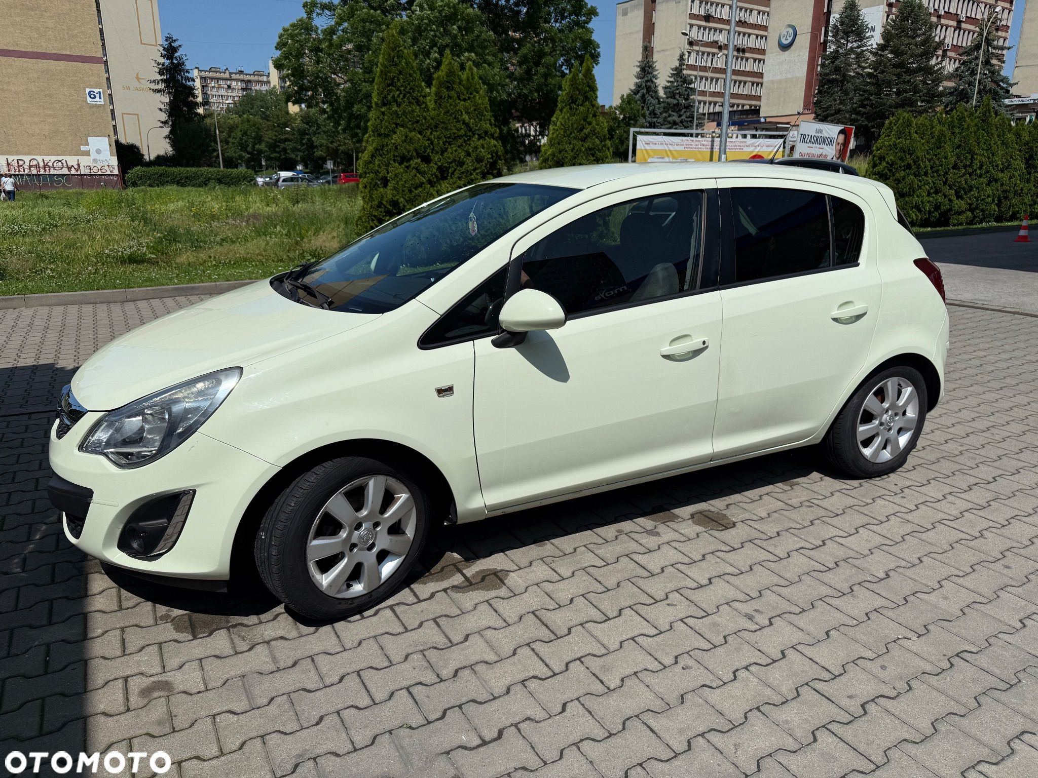 Opel Corsa 1.2 16V (ecoFLEX) Color Edition - 1