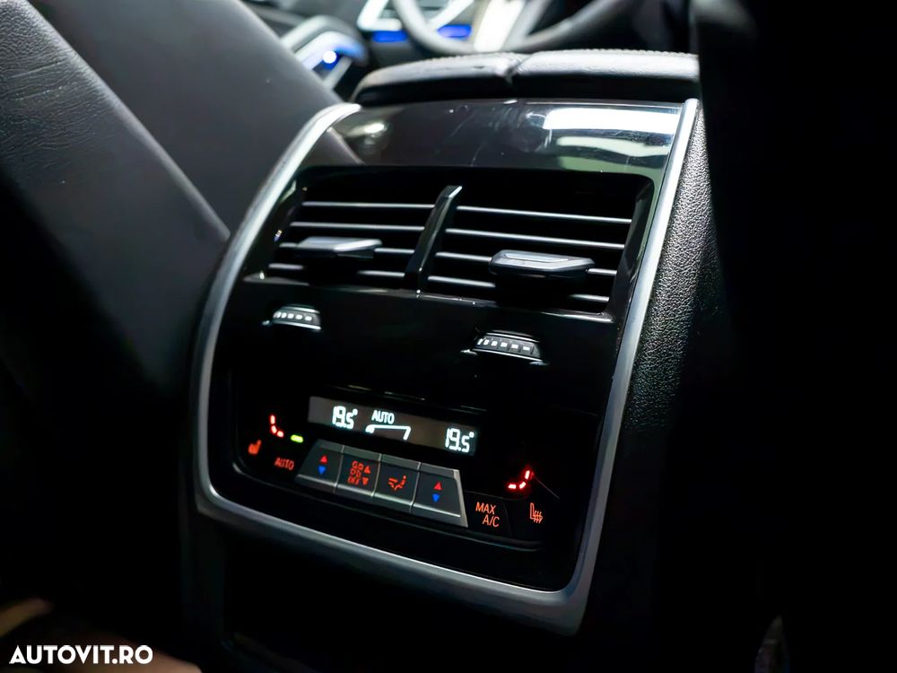 BMW X6 - 32