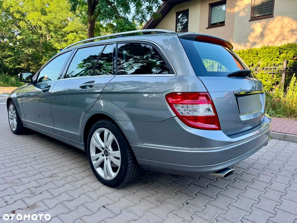 Mercedes-Benz Klasa C 320 CDI DPF 4Matic 7G-TRONIC Avantgarde - 12