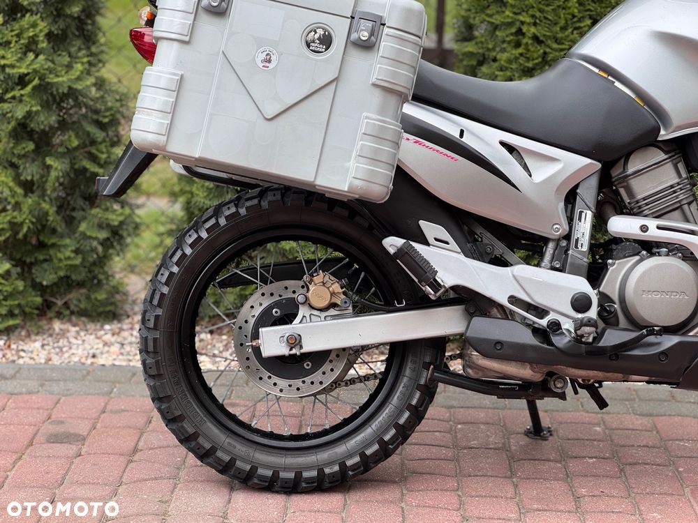 Honda XL - 9