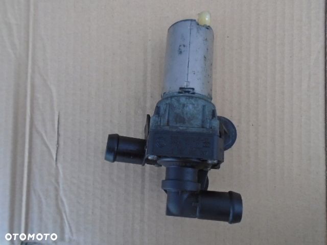 dodatkowa pompa BMW e81 e82 e87 116i 118i 120i - 1