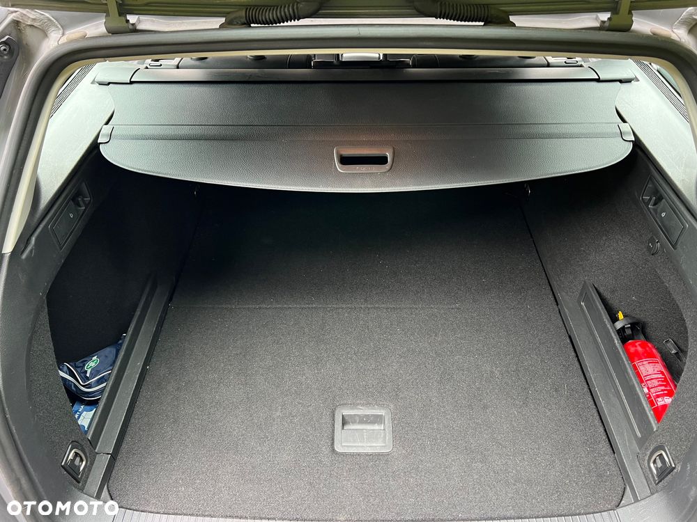 Volkswagen Passat 1.5 TSI EVO Business - 12