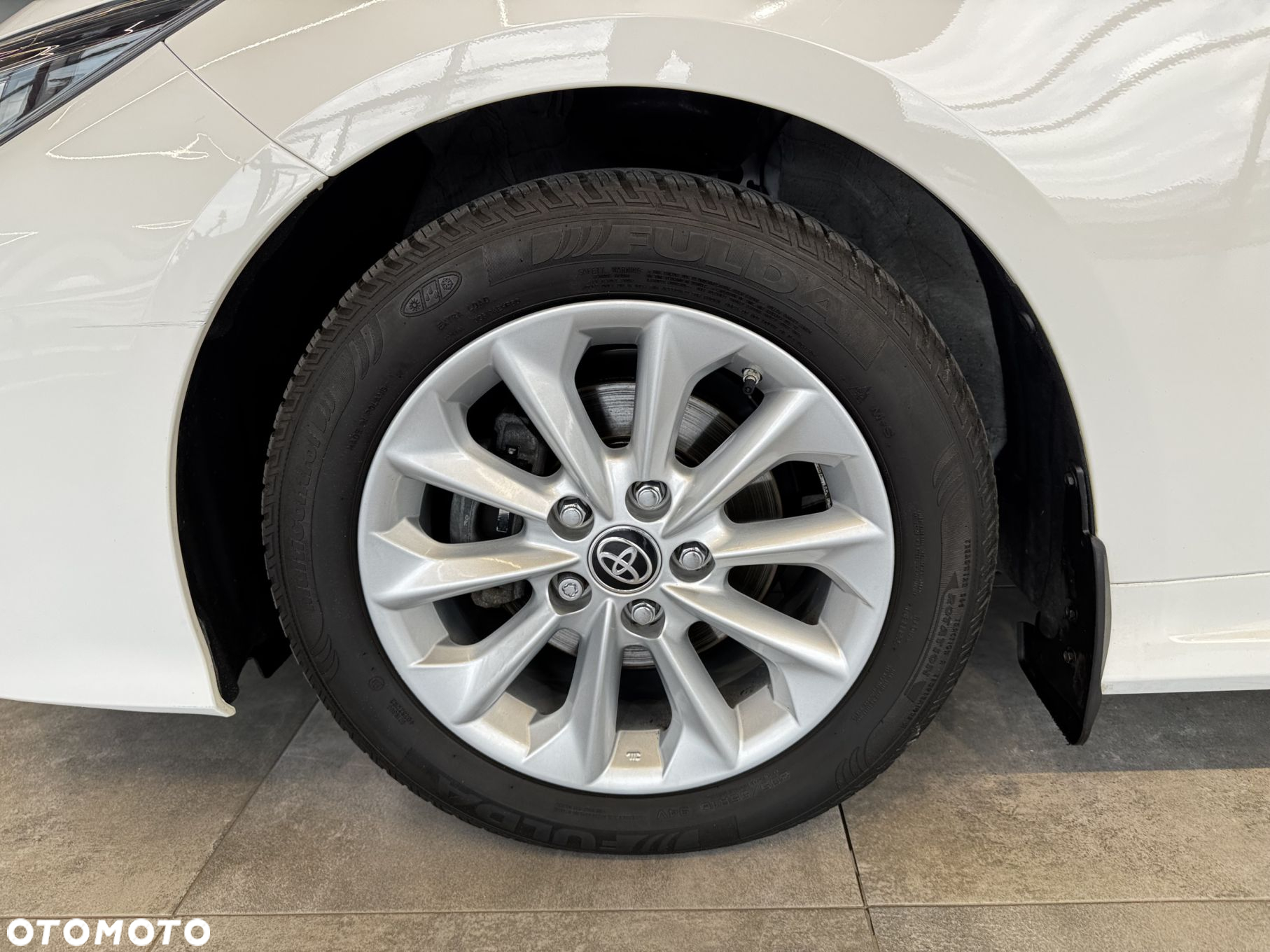 Toyota Corolla - 10