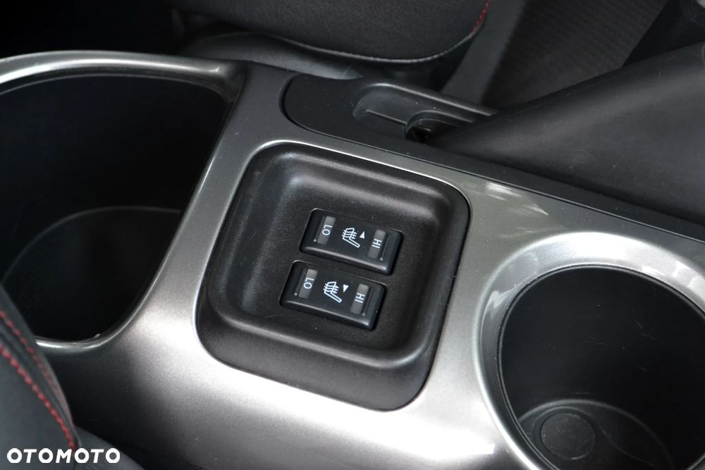 Nissan Juke - 25