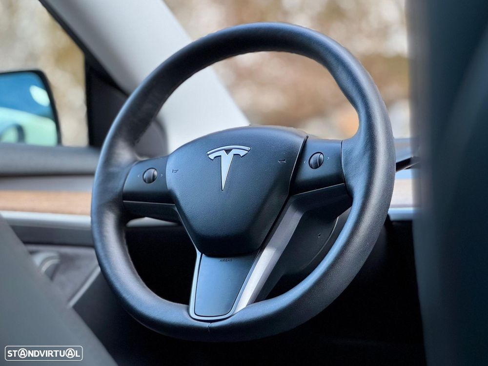 Tesla Model 3 Tração Traseira - 32
