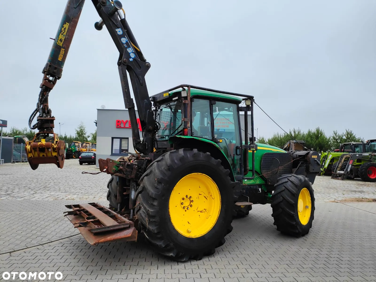 John Deere 6520 - 8