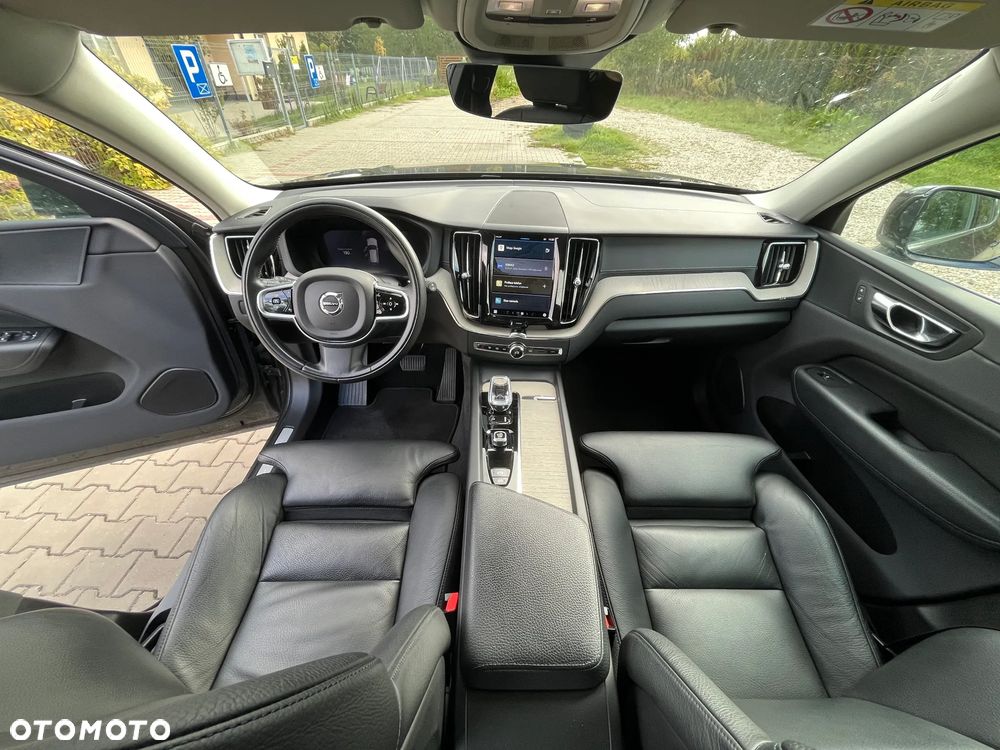 Volvo XC 60 B4 D Inscription - 9