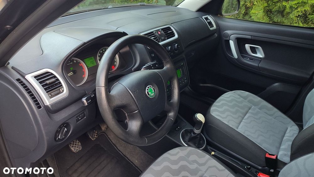 Skoda Roomster 1.4 16V Style PLUS EDITION - 18