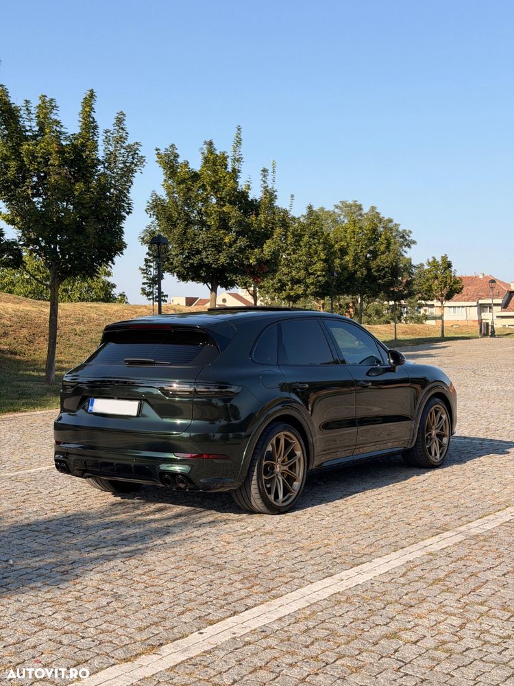 Porsche Cayenne Turbo Tiptronic S - 18