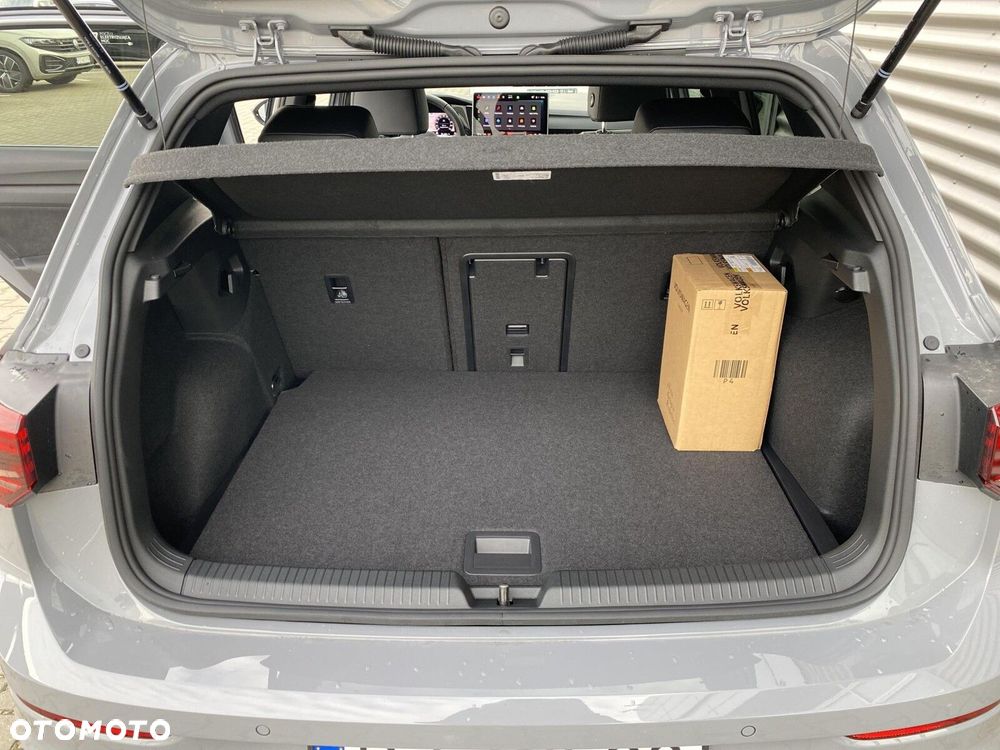 Volkswagen Golf - 17