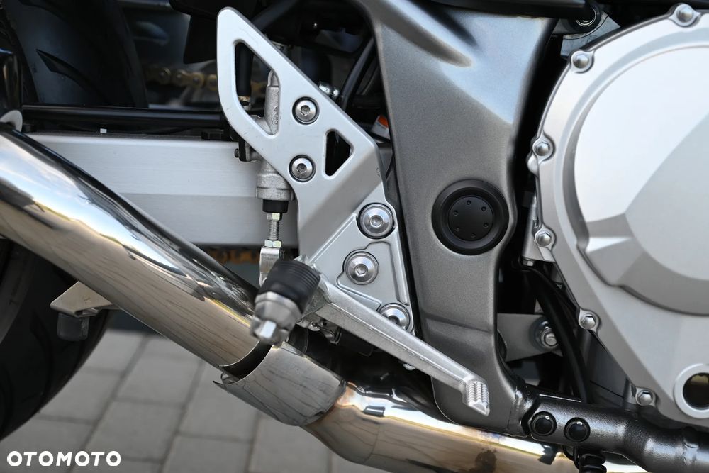 Suzuki Bandit - 21