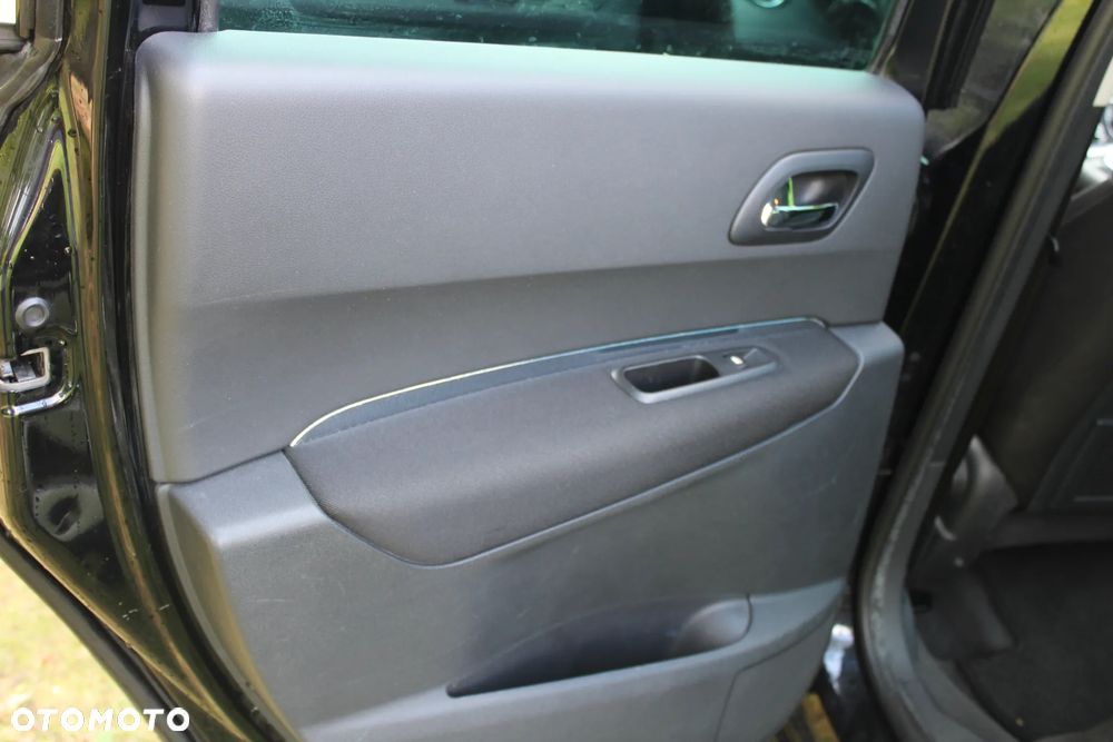 Peugeot 3008 1.6 Premium - 16