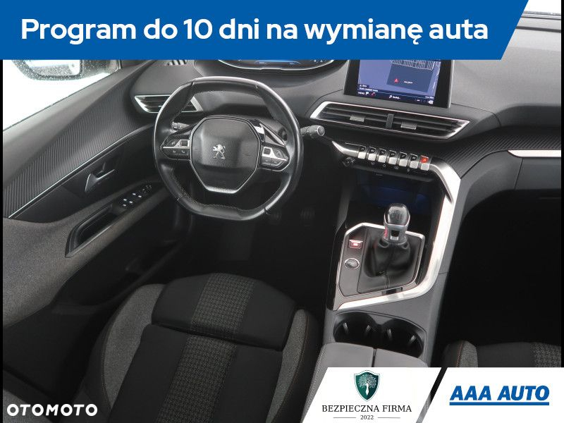 Peugeot 3008 - 8