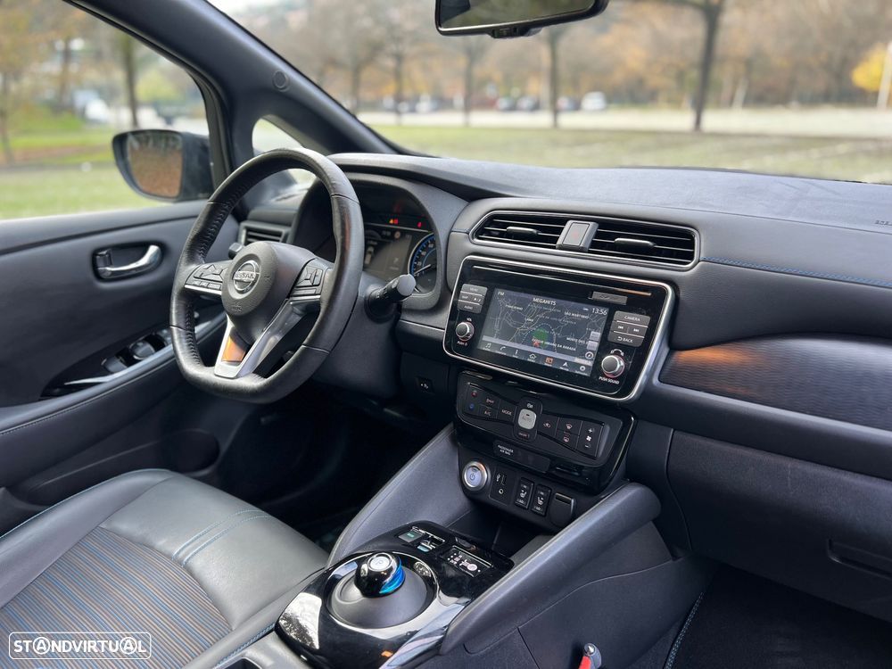 Nissan Leaf 40 kWh TEKNA - 10