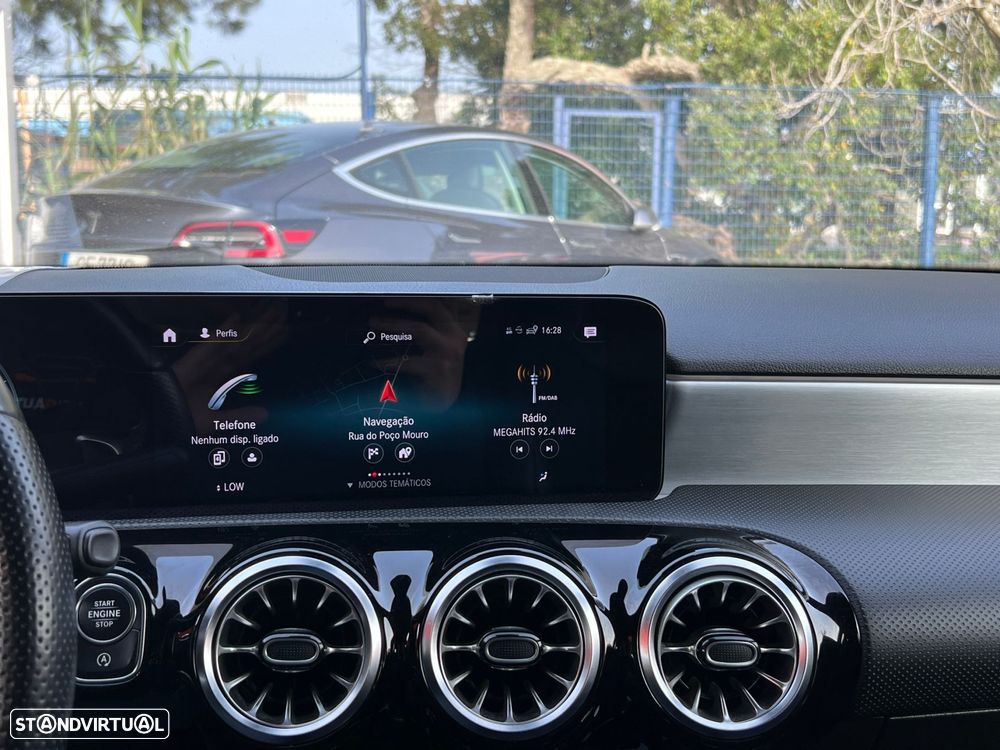 Mercedes-Benz A 200 AMG Line Aut. - 17