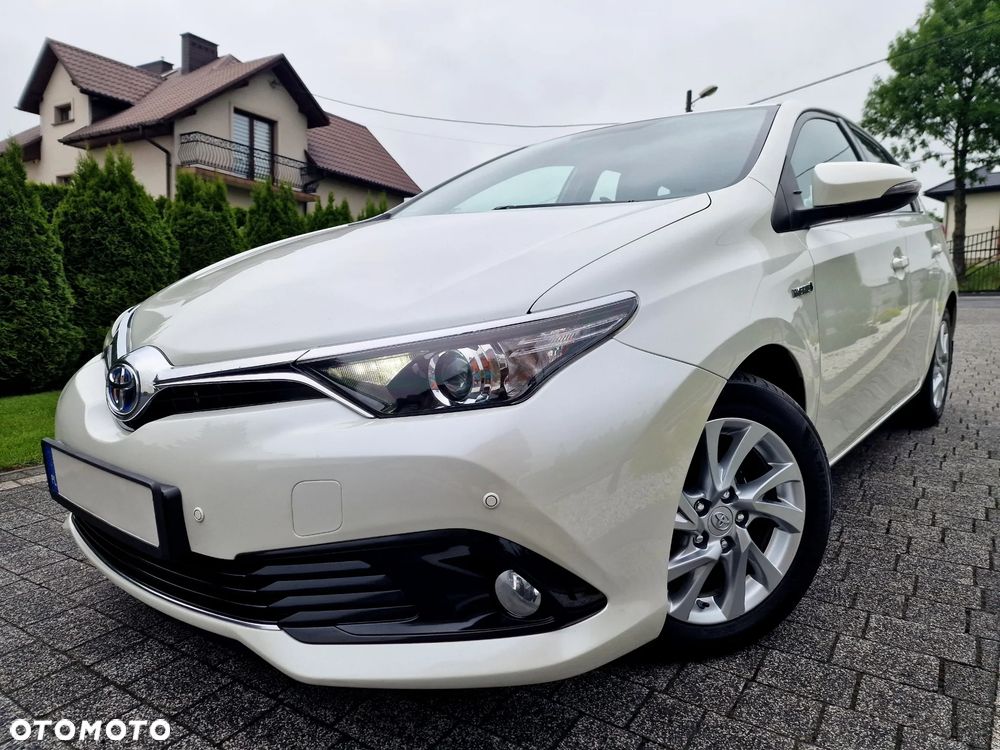 Toyota Auris Hybrid 135 Premium - 31