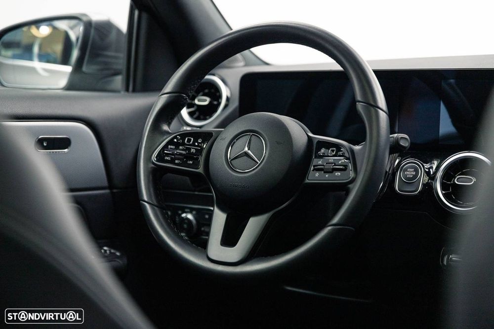 Mercedes-Benz GLA 250 e 8G-DCT Progressive - 25