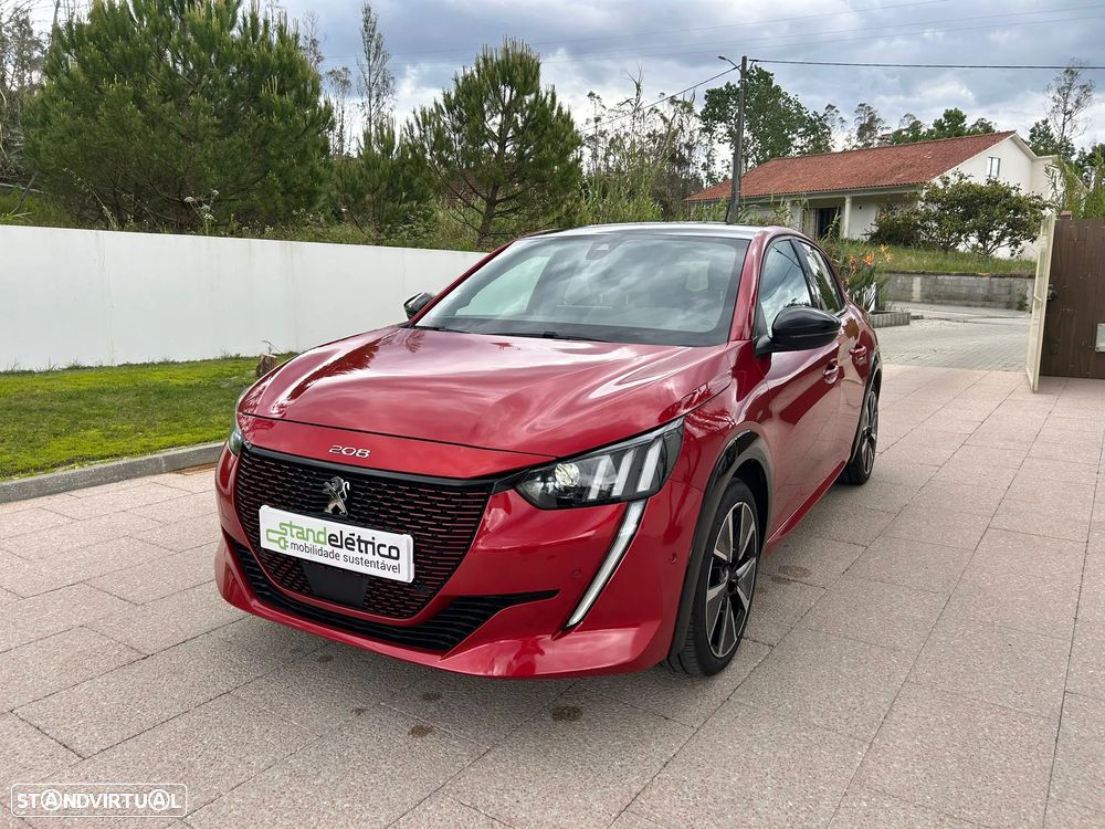 Peugeot e-208 GT - 1