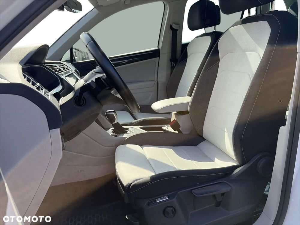 Volkswagen Tiguan 1.5 TSI EVO Elegance DSG - 10