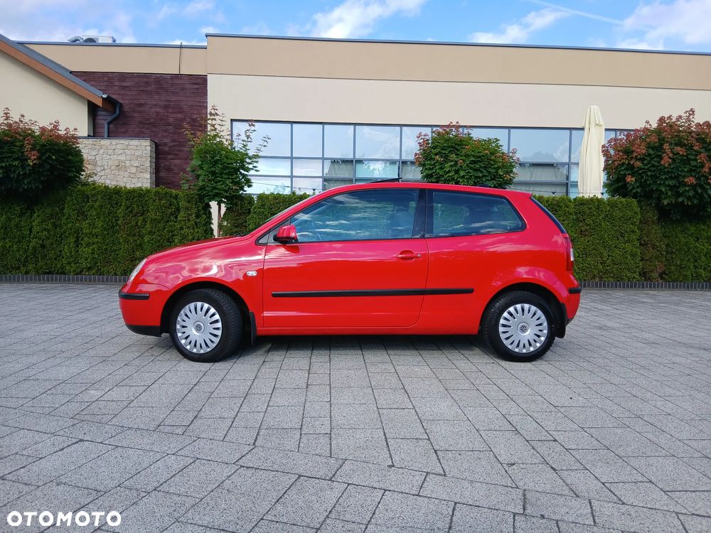 Volkswagen Polo 1.4 16V Trendline - 2