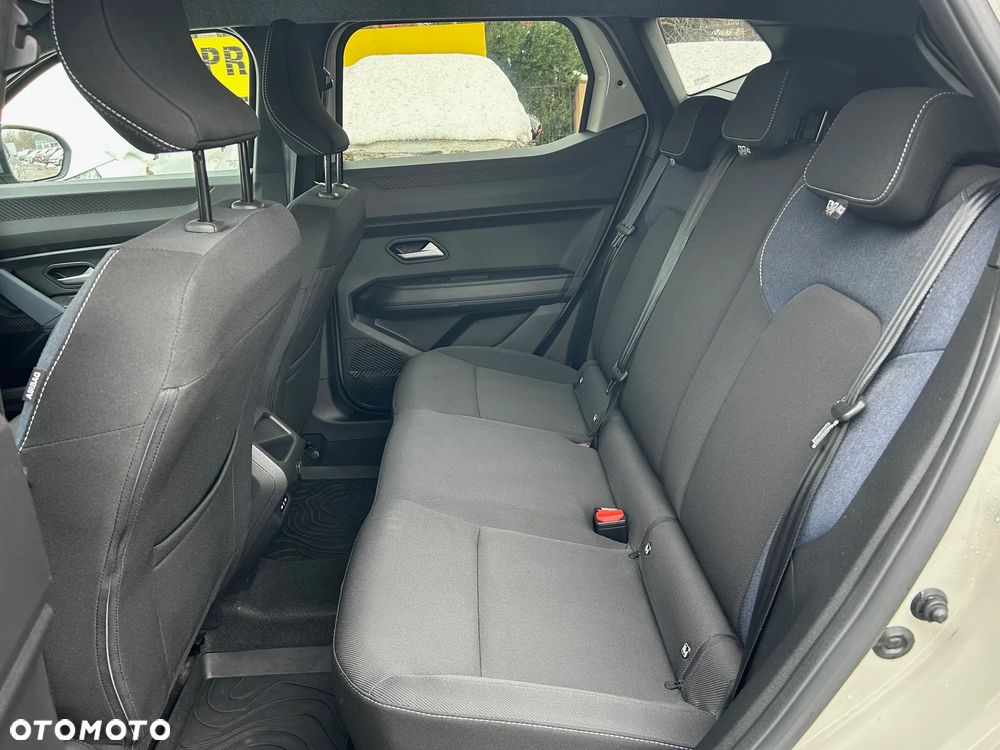 Dacia Duster 1.6 Full Hybrid 140 Journey MMT - 15