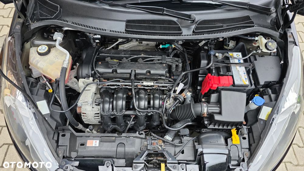 Ford Fiesta 1.25 Celebration - 31