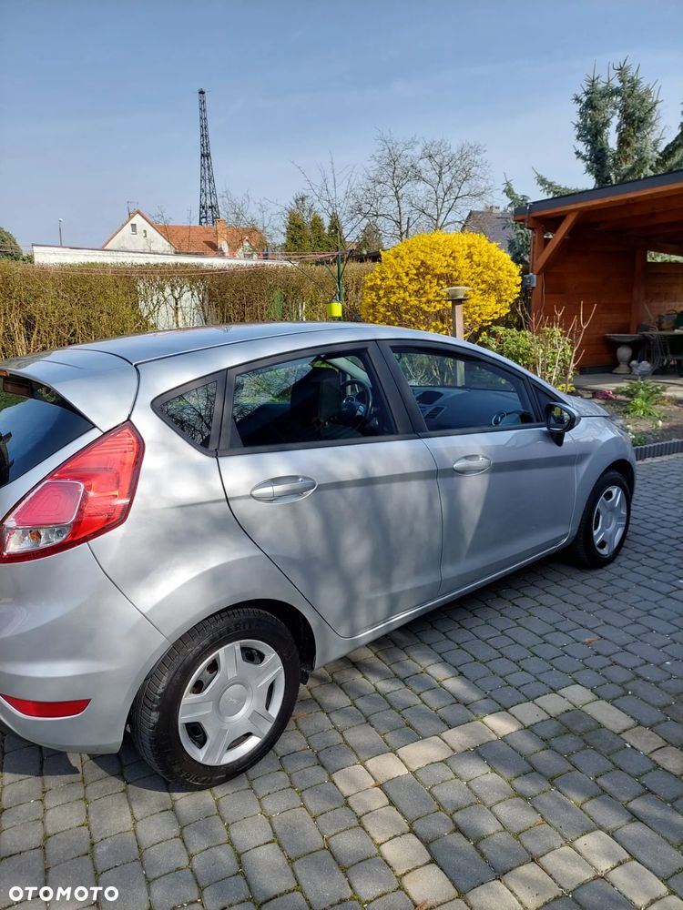 Ford Fiesta - 5