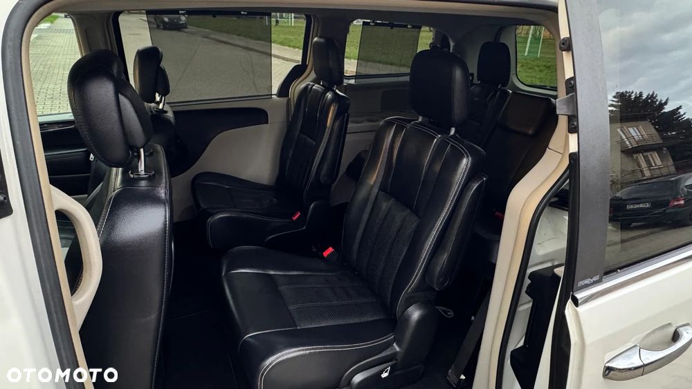 Lancia Voyager 2.8 Multijet 16v Platinum - 25