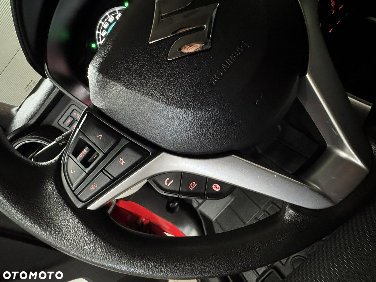 Suzuki Ignis - 22