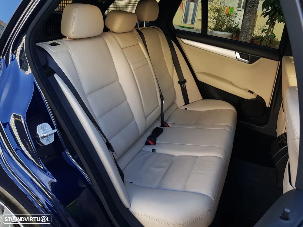 Mercedes-Benz C 220 - 43