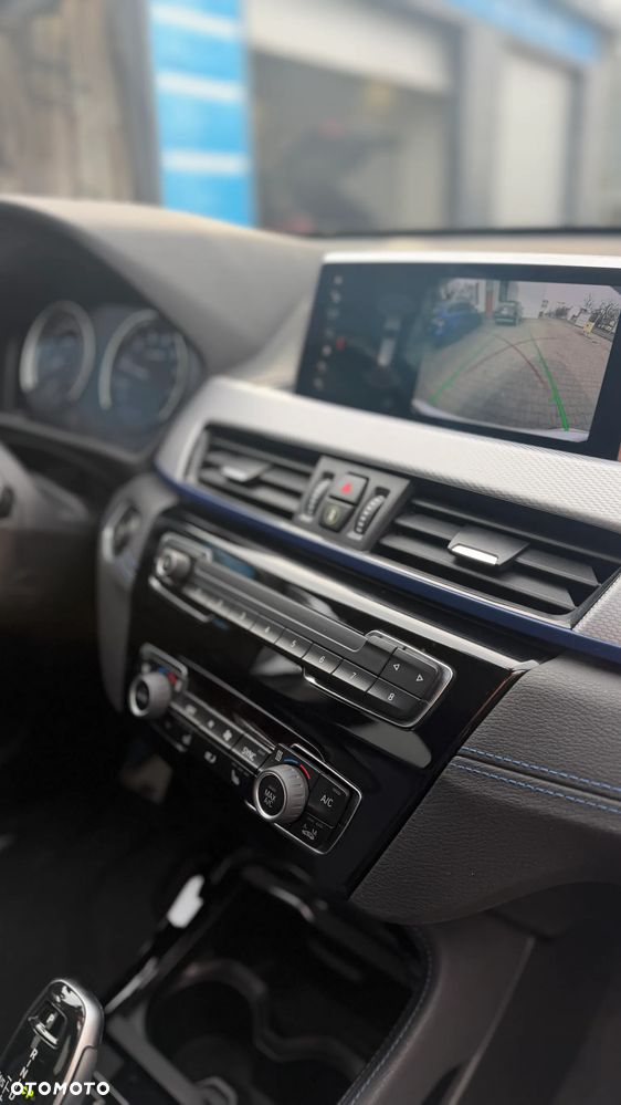 BMW X1 xDrive20i M Sport - 12