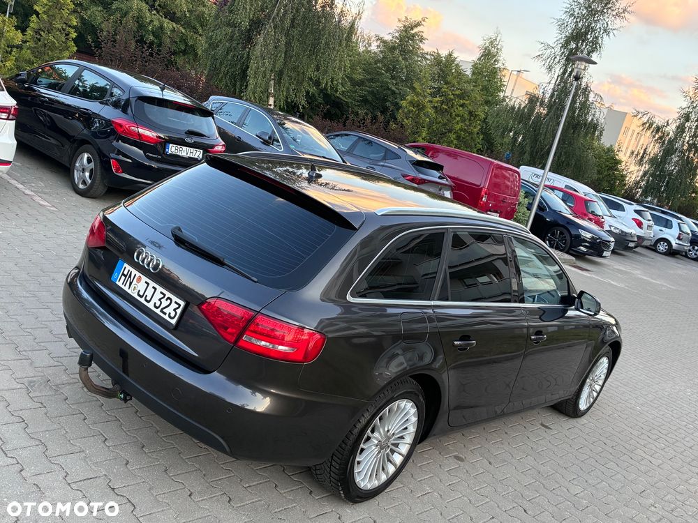 Audi A4 Avant 2.0 TDI DPF Attraction - 25