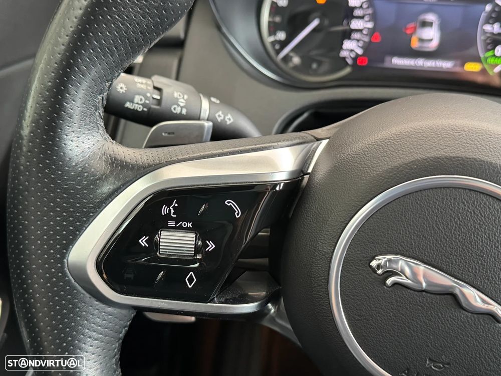 Jaguar E-Pace 1.5 P300e R-Dynamic HSE AWD Aut. — fotografia 34