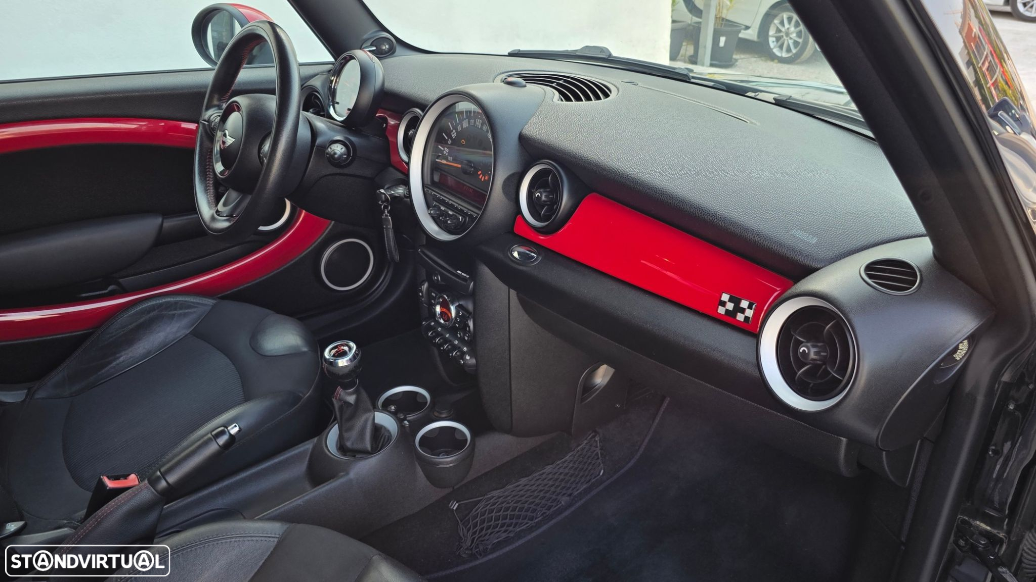 MINI 3 Portas John Cooper Works - 28