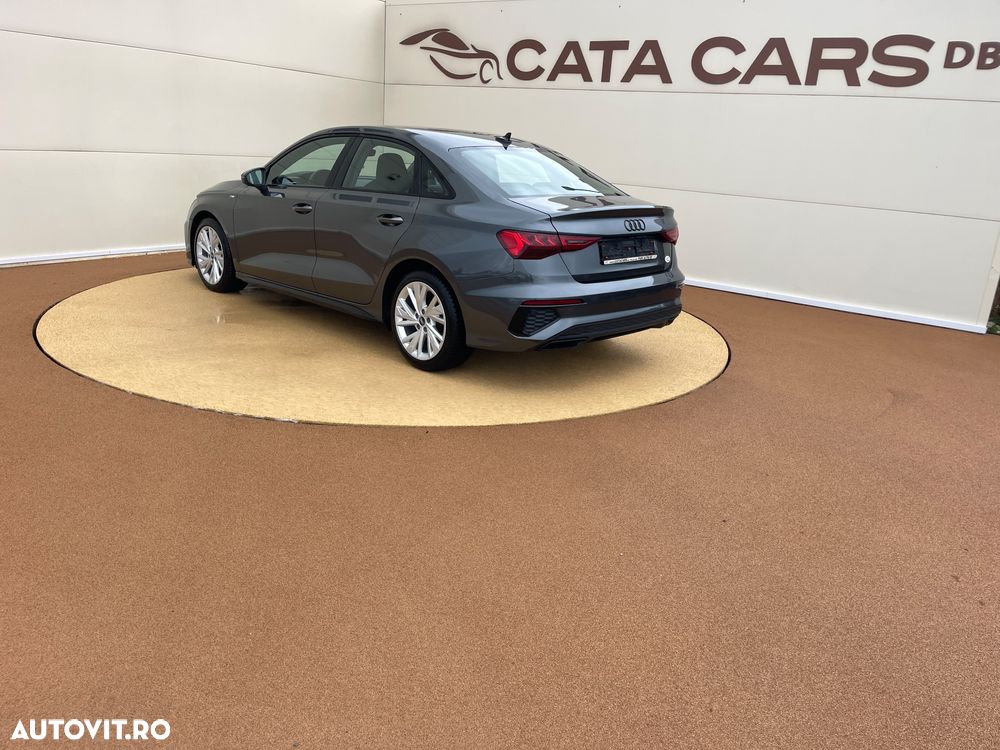 Audi A3 2.0 TDI S tronic Sport - 11