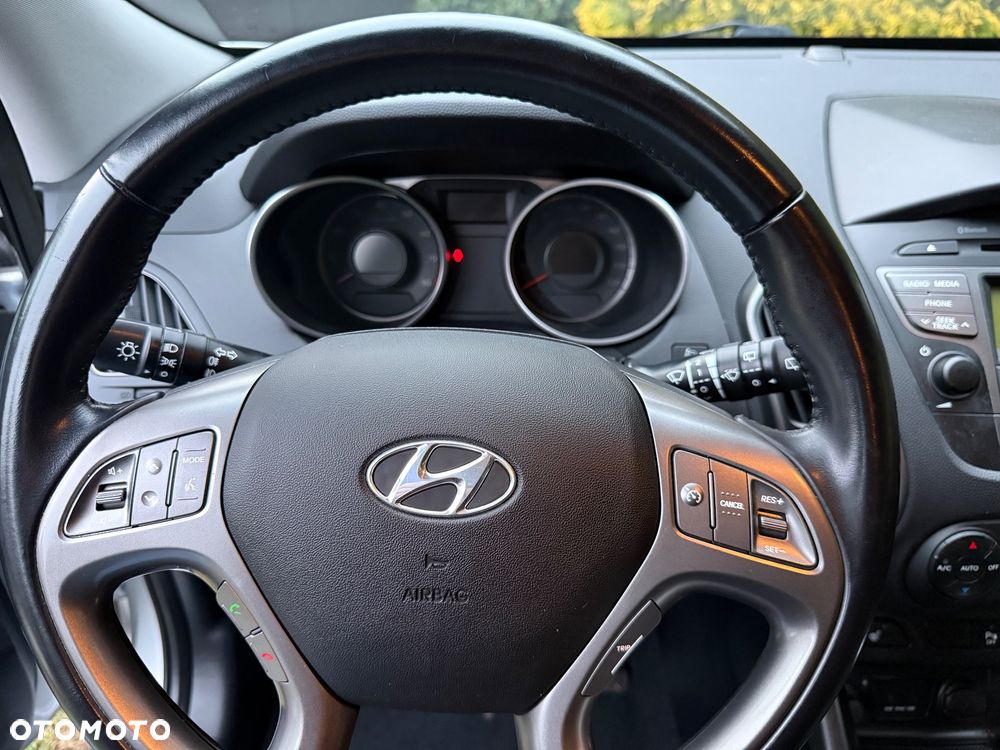 Hyundai ix35 - 11