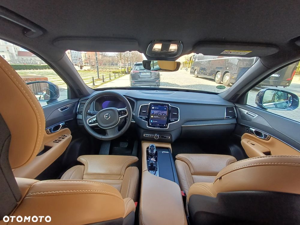Volvo XC 90 B5 D AWD Plus Bright - 22