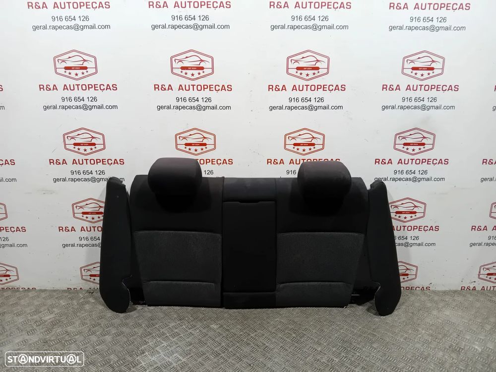 Conjunto de Bancos BMW Série 3 E92 em Tecido Original - 13