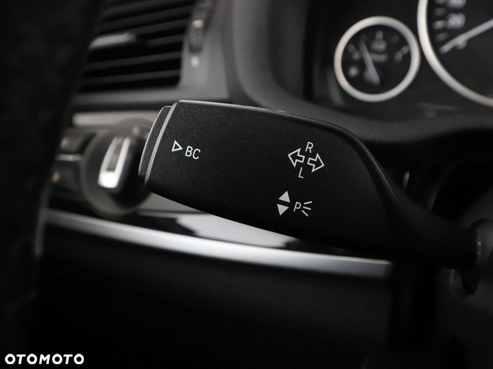 BMW X3 xDrive20d - 29