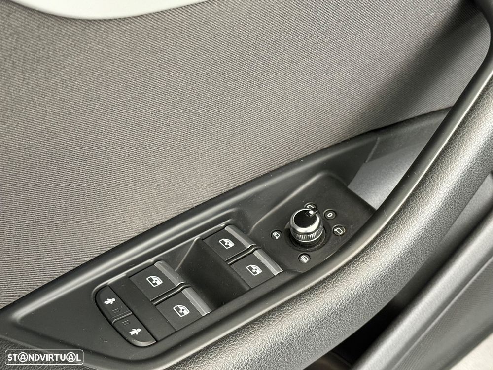 Audi A4 Avant 35 TDI S tronic - 10