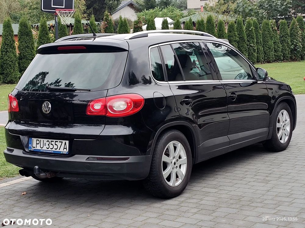 Volkswagen Tiguan 2.0 TDI DPF BlueMotion Technology Sport & Style - 14