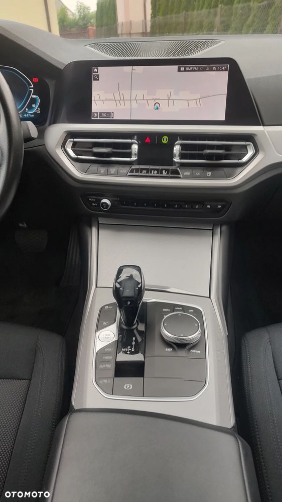 BMW Seria 3 330e Advantage - 22