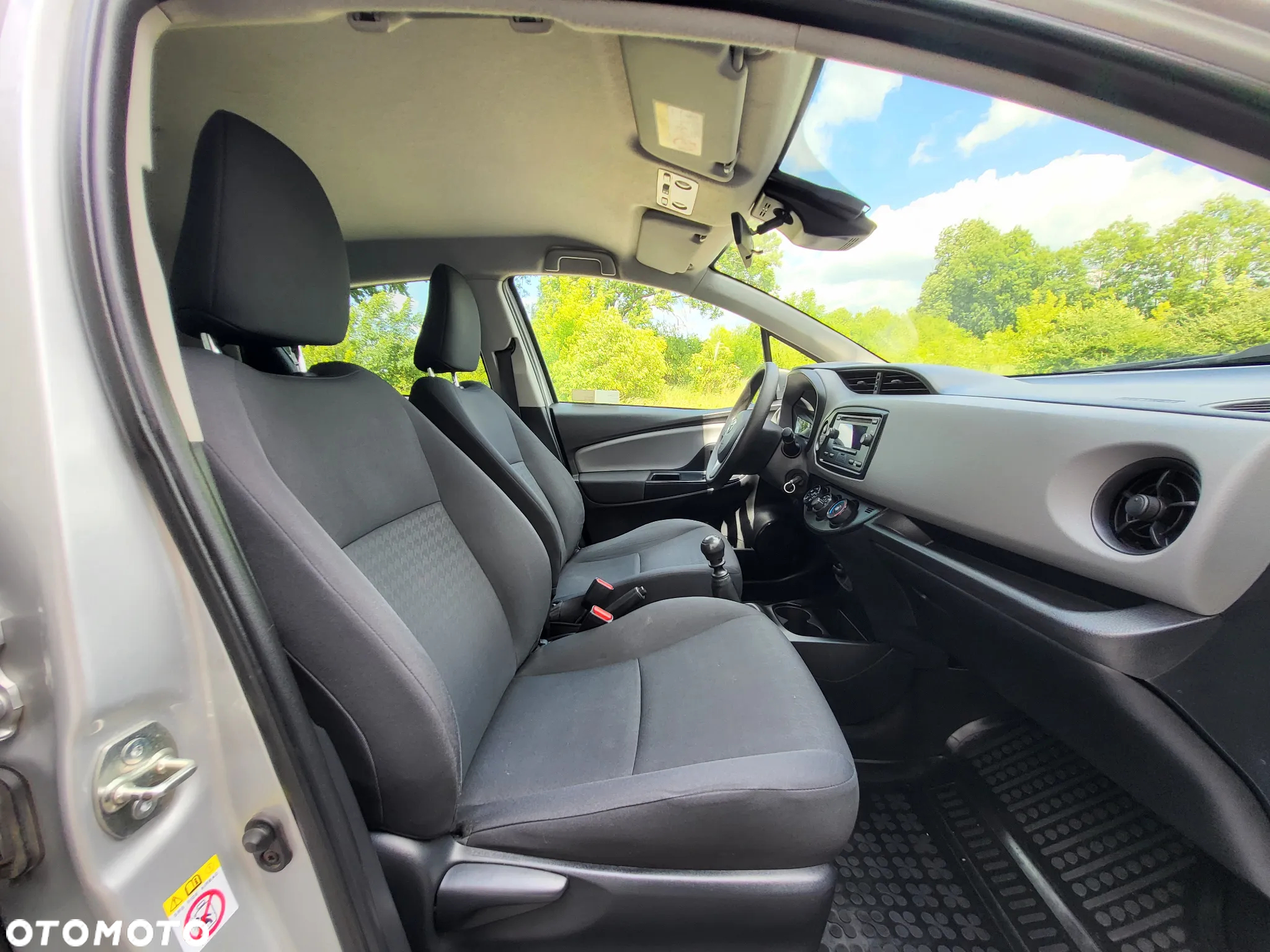 Toyota Yaris - 15