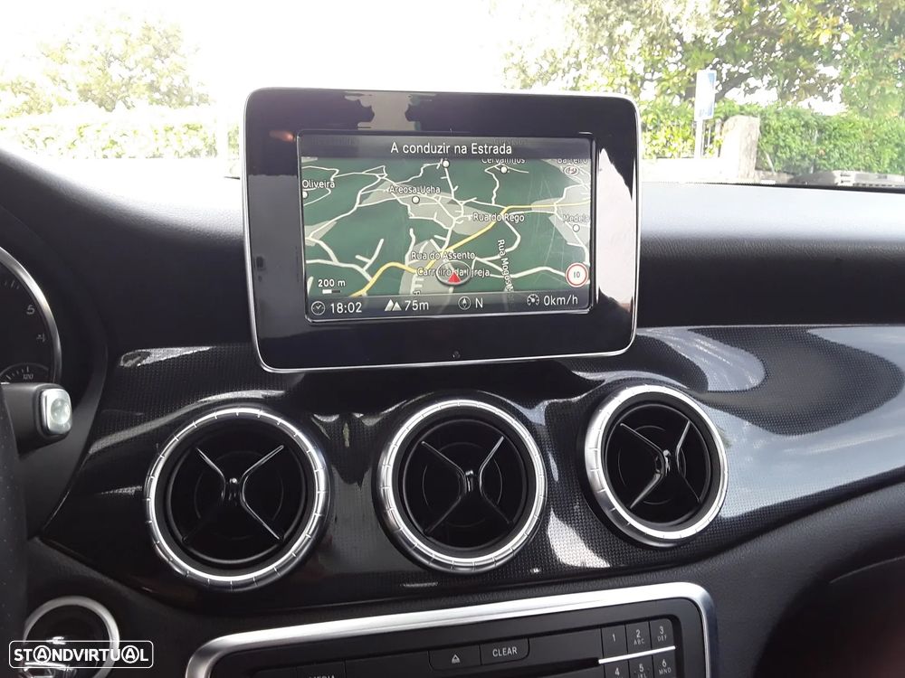 Mercedes-Benz CLA 200 d 7G-DCT UrbanStyle Edition - 23