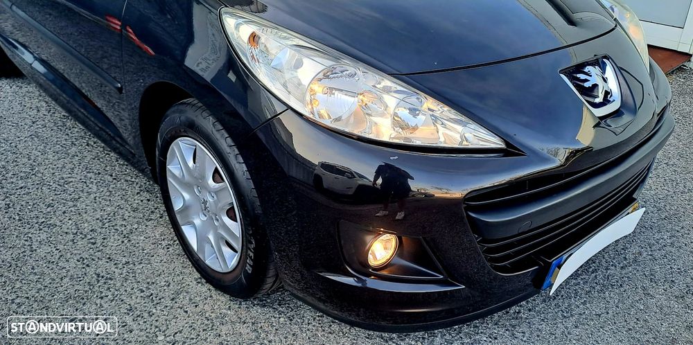 Peugeot 207 1.4 16V Active - 22