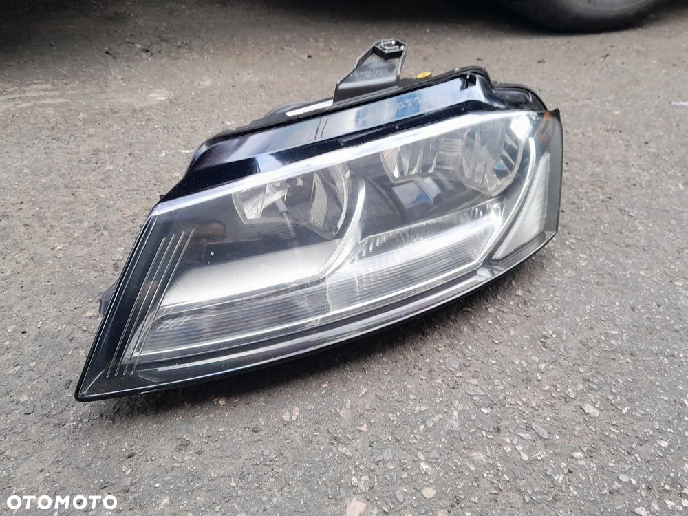 Lampa przednia lewa AUDI A3 8P lift 08-13r. Hella H7 Europa 1EJ009648 - 2