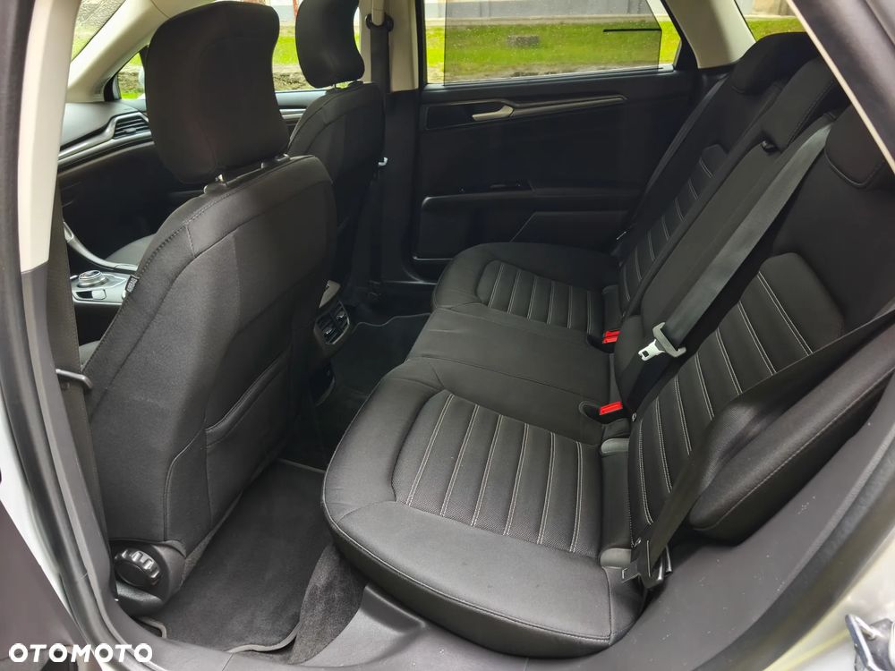 Ford Mondeo 2.0 EcoBlue Titanium - 17