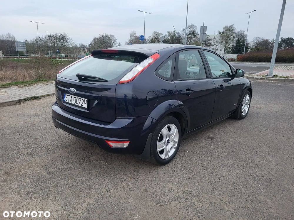 Ford Focus 1.4 16V Style - 18