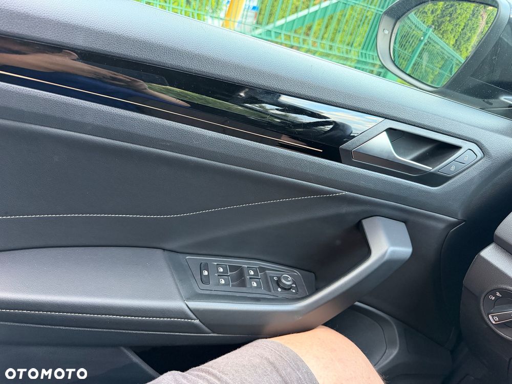 Volkswagen T-Roc 1.5 TSI OPF DSG Style - 19